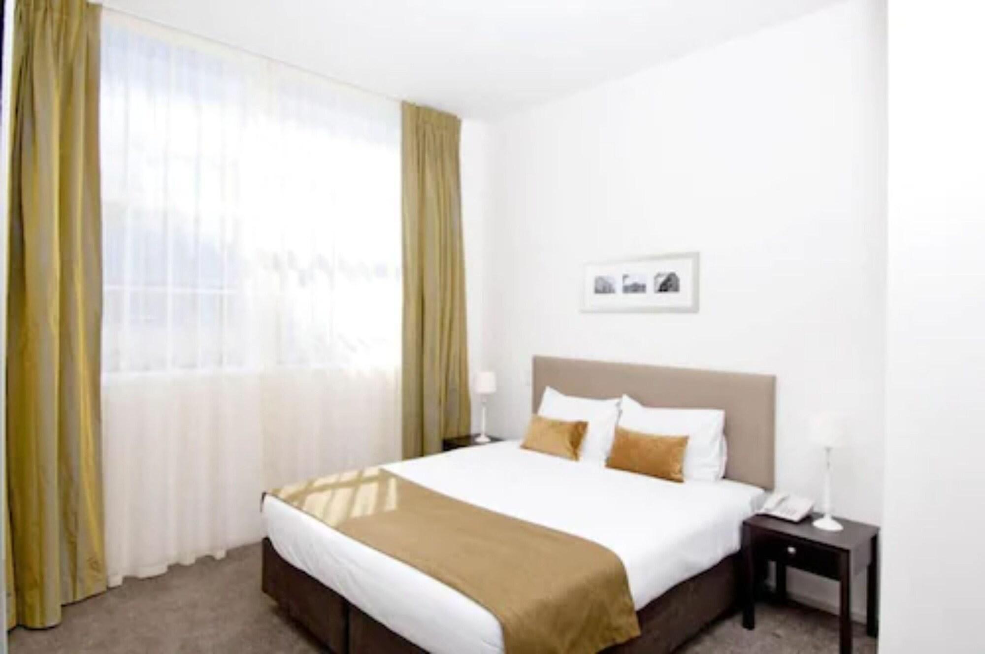 Quest Hamilton Serviced Apartments Bagian luar foto