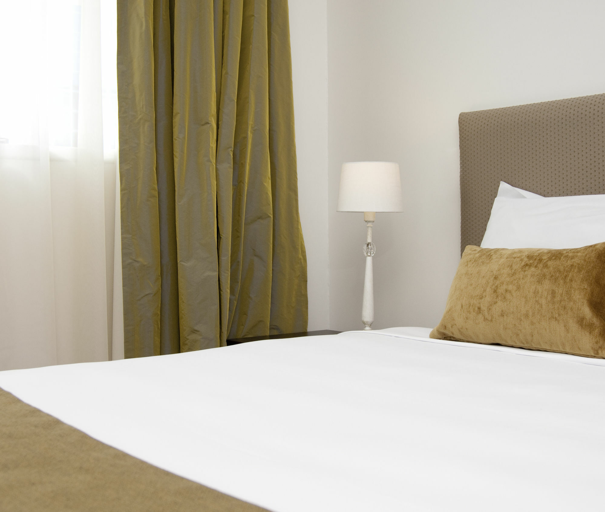 Quest Hamilton Serviced Apartments Bagian luar foto